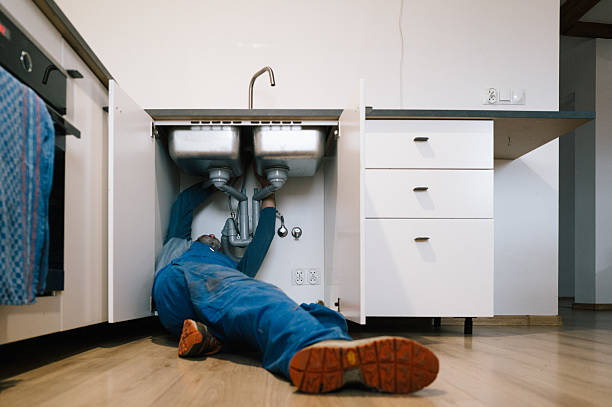 Professional Drain Cleaning technician working in Belmont, MS